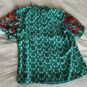 NWOT HIGH COLLAR, DECORATIVE SLEEVES SHEIN TOP